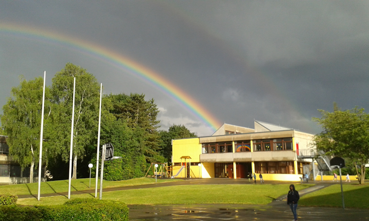 Regenbogen als Zeichen des Integrativen Kindergartens